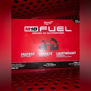 Battery operated bandsaw